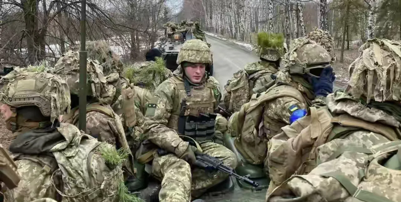 爱游戏app-俄罗斯队战胜塞尔维亚队，领跑小组