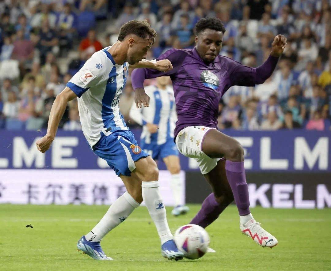 爱游戏体育网站-巴拉多利德顽强抗衡，成功战胜对手