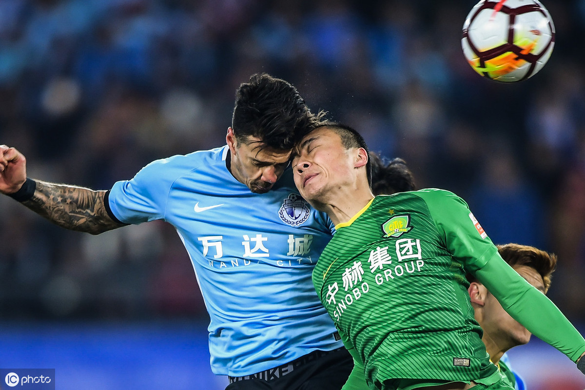 大连一方主场逆转泰达,取得关键胜利 大连一方主场逆转泰达,取得关键胜利