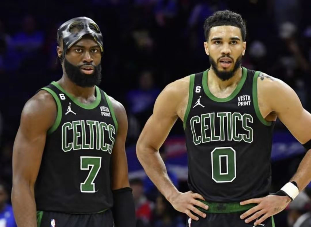 爱游戏亚洲官网-包含凯尔特人战胜魔术，沃克三分球绝杀的词条