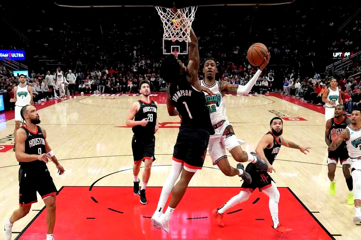 猛龙主场力克灰熊，范弗利特砍下23分