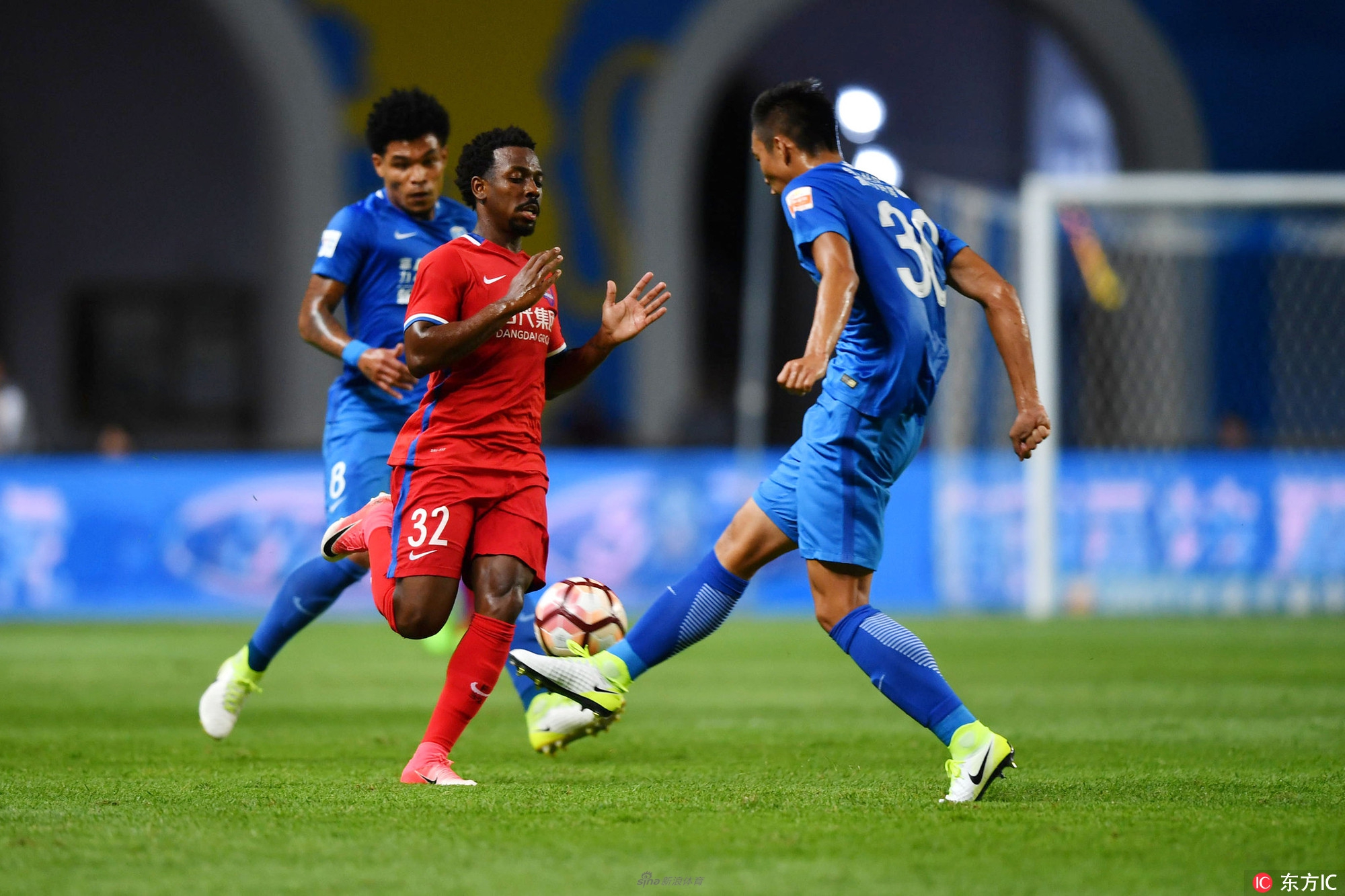 广州富力客场战平重庆当代力帆，取得宝贵积分的简单介绍