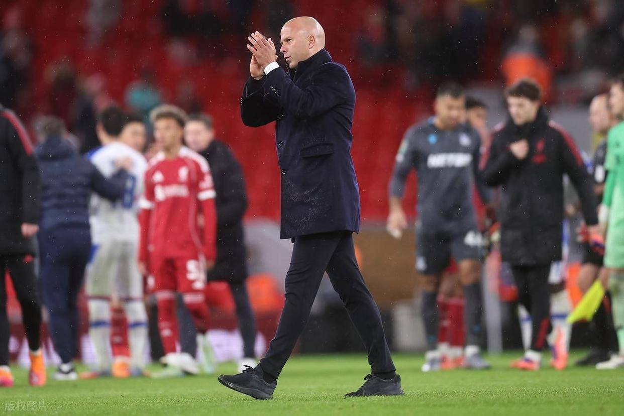 利物浦球员士气低迷，备战备受打击的简单介绍