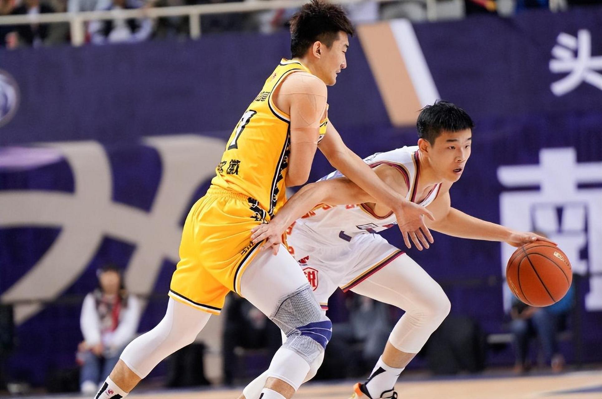 爱游戏app下载-关于球场上的风云变幻，胜负悬殊的信息